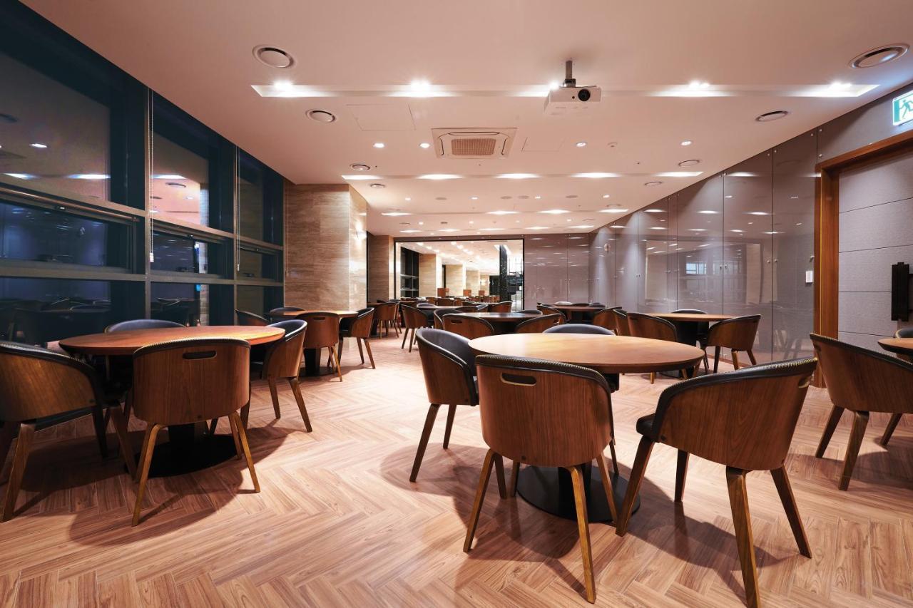 Jeongseon Intoraon Hotel エクステリア 写真