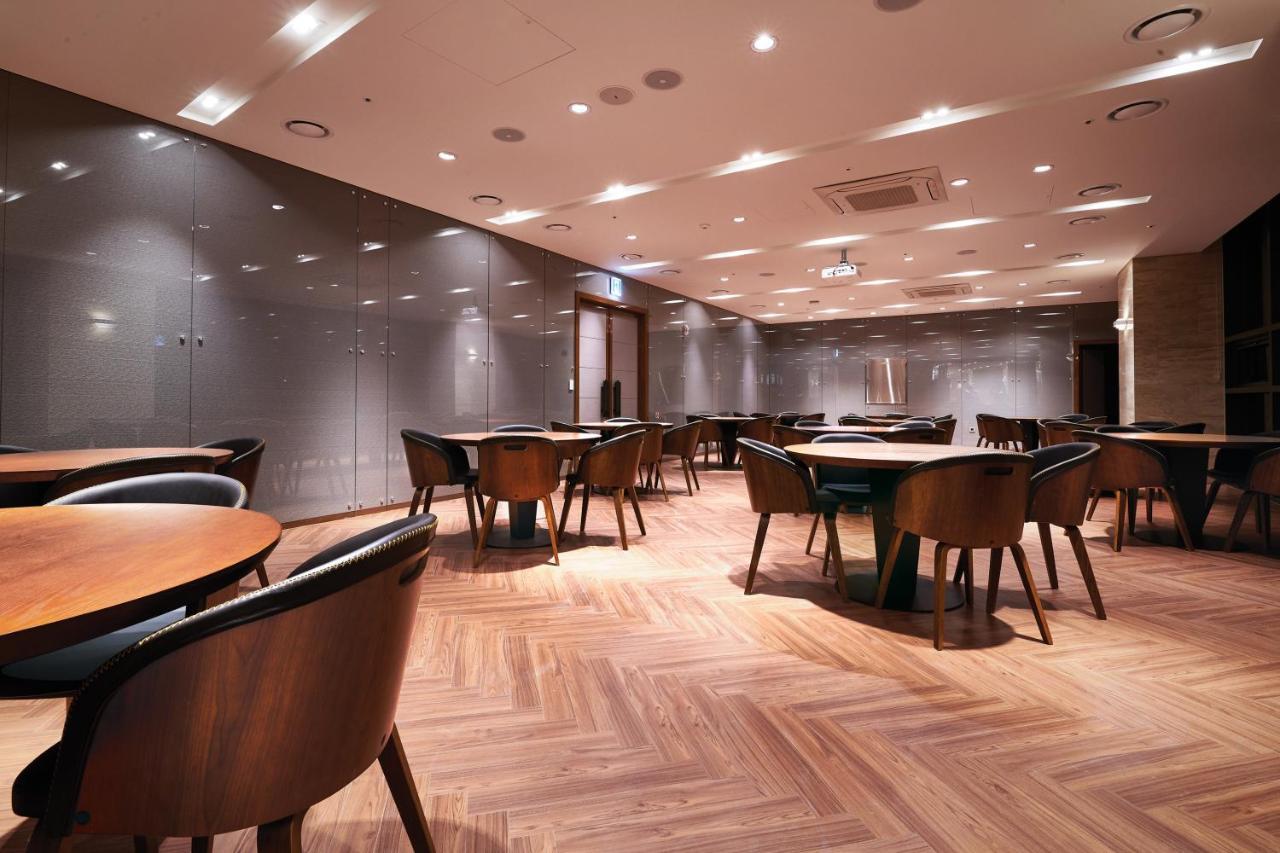 Jeongseon Intoraon Hotel エクステリア 写真